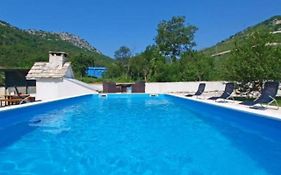 Apartments Bubalo