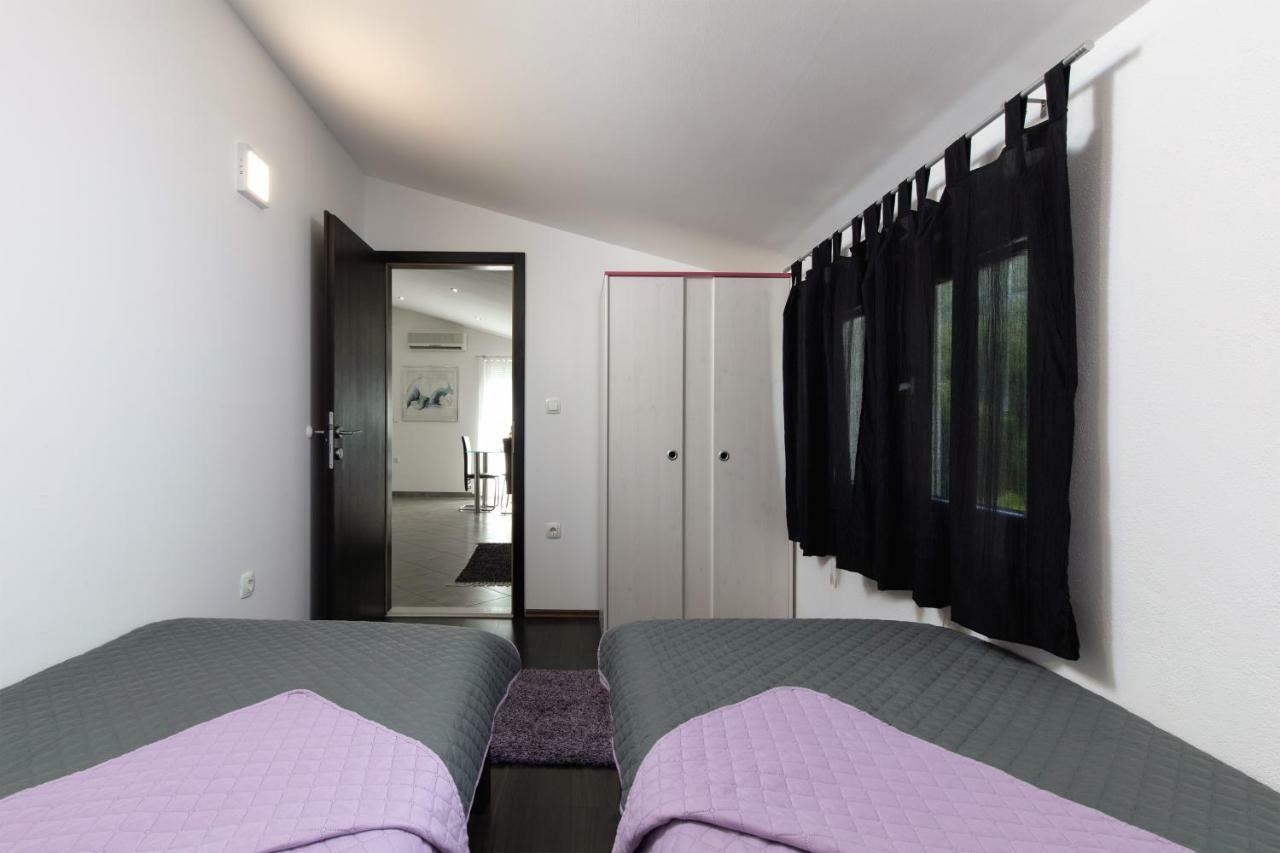 Apartments Bubalo Omiš Zewnętrze zdjęcie