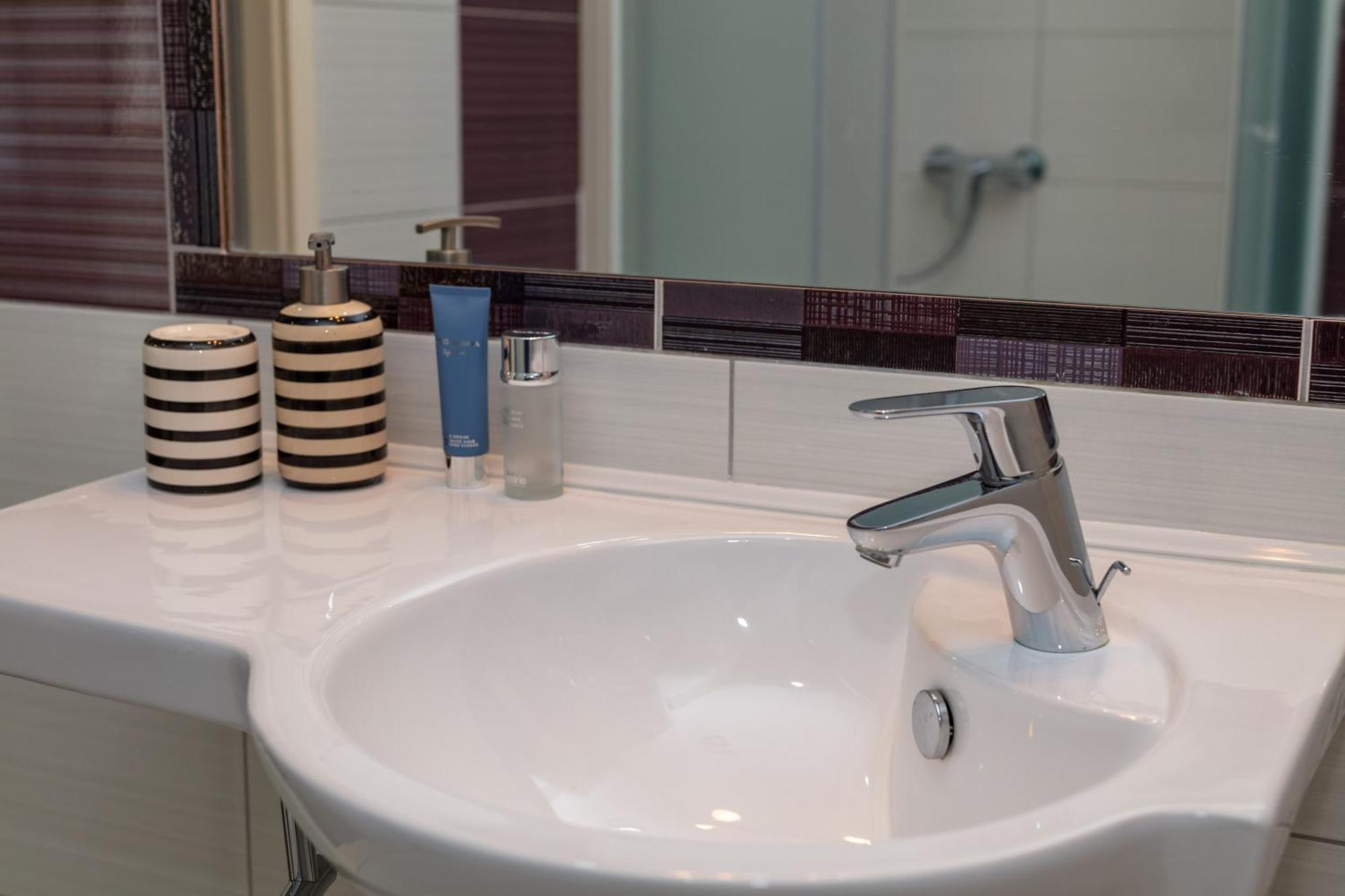 Apartments Bubalo Omiš Zewnętrze zdjęcie