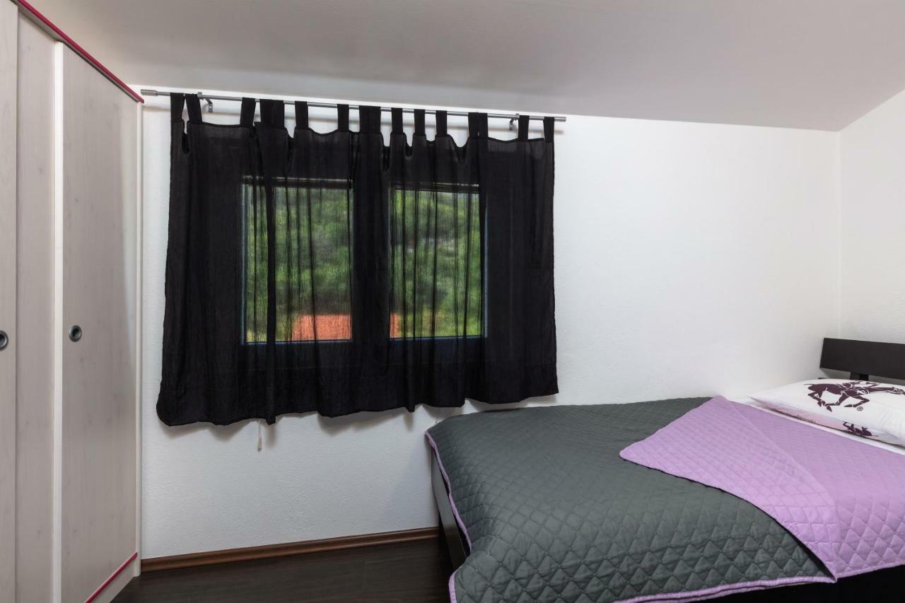 Apartments Bubalo Omiš Zewnętrze zdjęcie