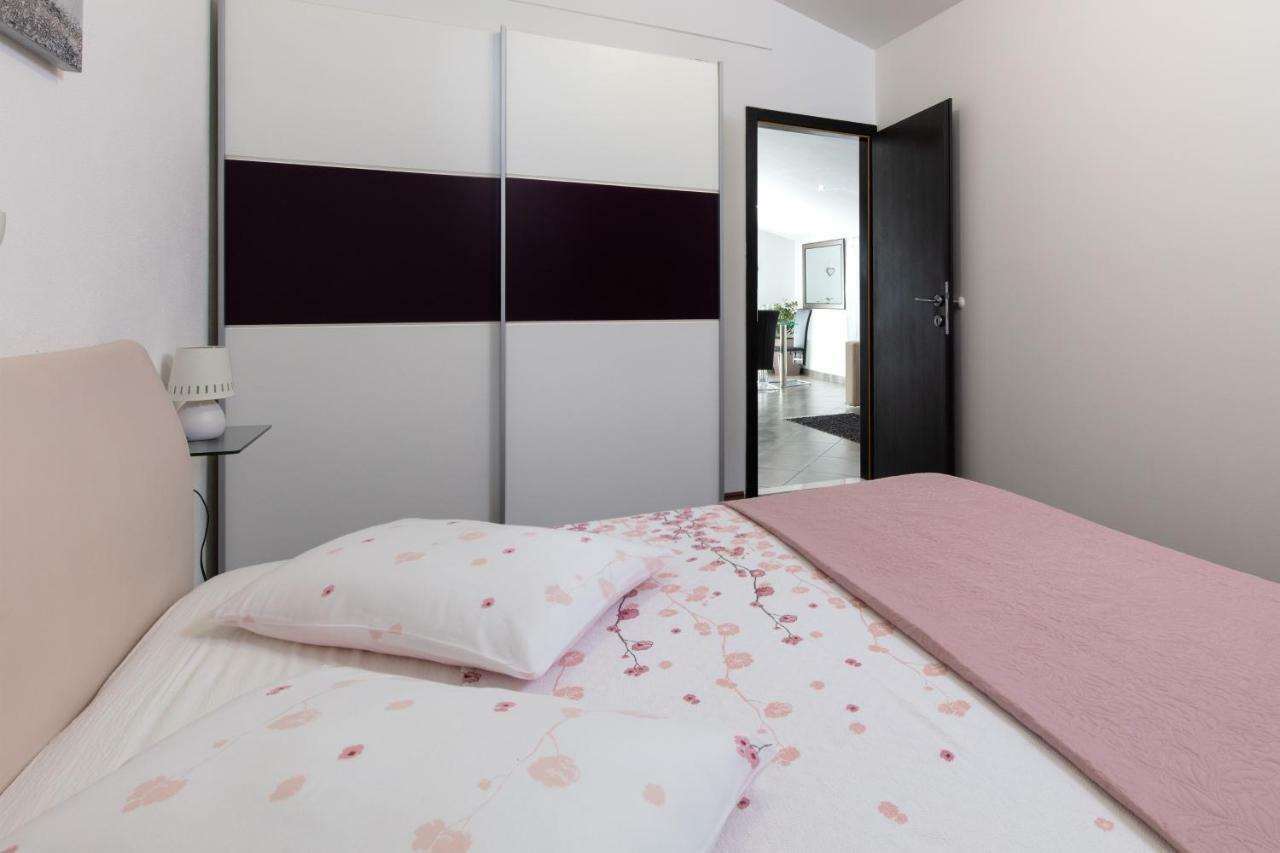 Apartments Bubalo Omiš Zewnętrze zdjęcie