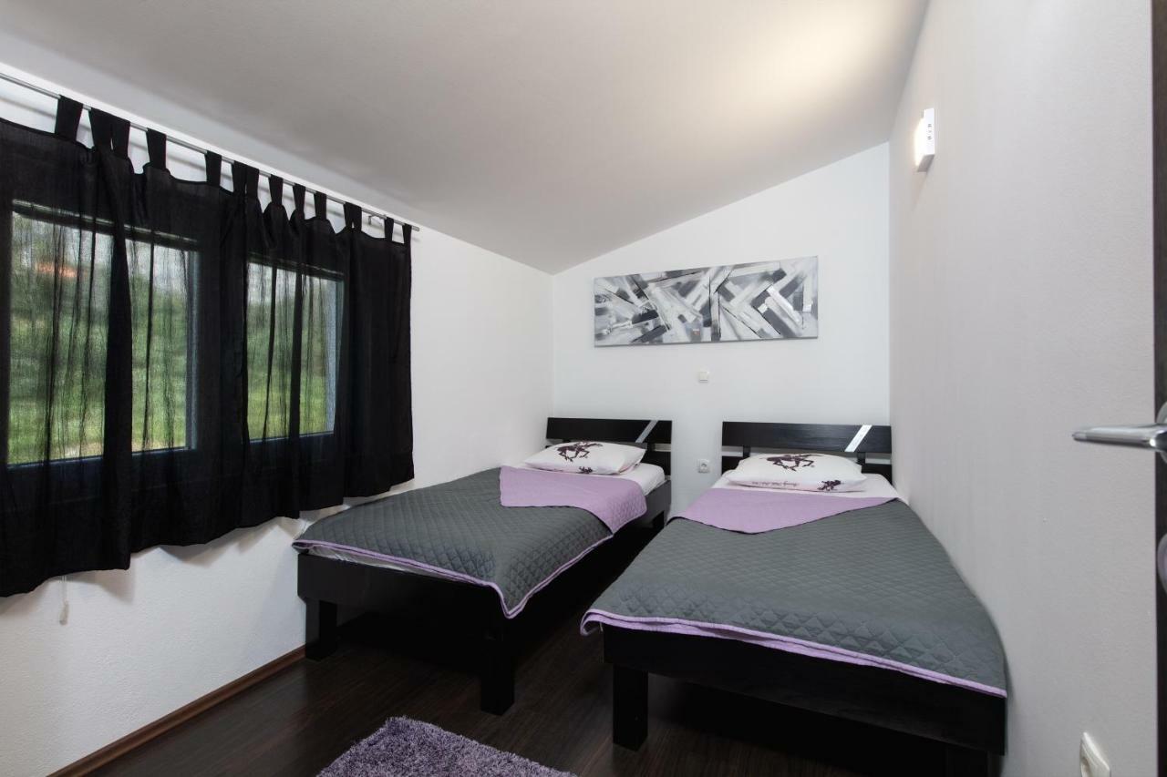 Apartments Bubalo Omiš Zewnętrze zdjęcie